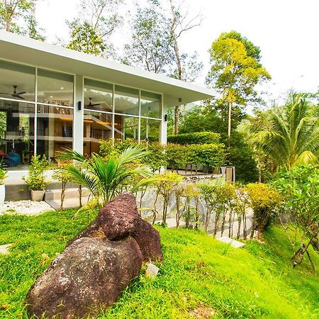 The Trees Club Resort 카말라 비치 외부 사진